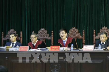 Tạm dừng phiên xử vụ án tại Công ty Lọc hóa dầu Bình Sơn