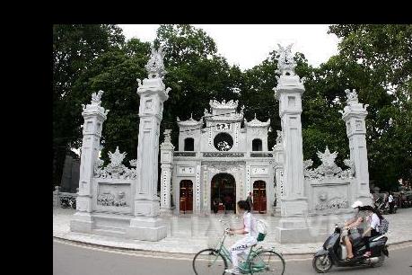 Các di tích ở Hà Nội mở cửa đón khách trở lại