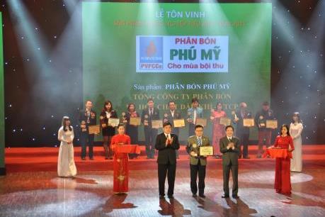 Đạm Phú Mỹ nhận giải thưởng kép