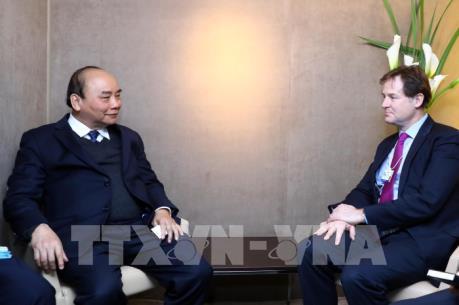 Thủ tướng Nguyễn Xuân Phúc tiếp lãnh đạo các Tập đoàn đa quốc gia bên lề WEF Davos 2019