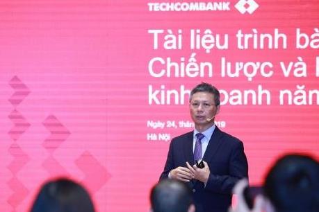 Techcombank lãi khủng, vươn lên vị trí thứ 2 sau Vietcombank