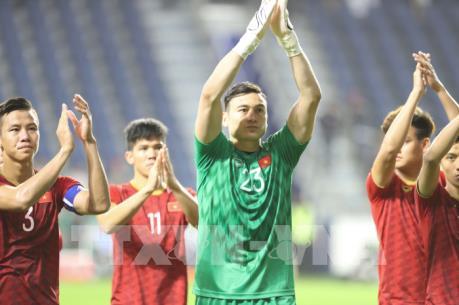 Báo nước ngoài đánh giá bóng đá Việt Nam tiến bộ vượt bậc