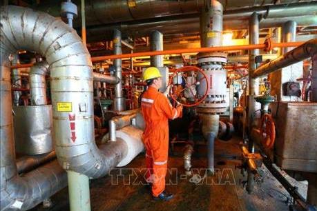 Còn thiếu cơ chế đặc thù cho ngành Dầu khí