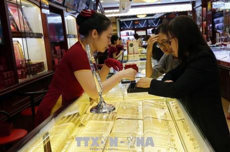 Vàng trong nước có tuần giao dịch khởi sắc