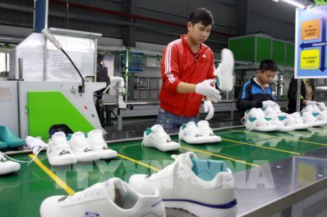 Xuất khẩu giày dép và đồ lữ hành của Campuchia tăng mạnh