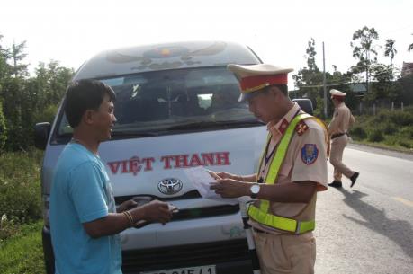 Giám sát chặt hoạt động vận tải hành khách Tết Nguyên đán Kỷ Hợi