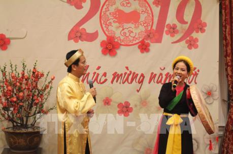 Tổ chức Tết cộng đồng mừng xuân Kỷ Hợi tại Mỹ