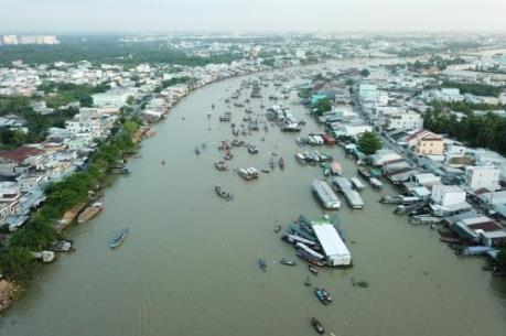 Làm sao để du lịch Chợ nổi Cái Răng, Cần Thơ trở nên hấp dẫn hơn?