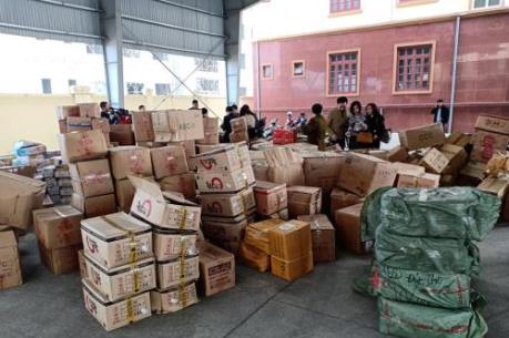 Yên Bái tiêu hủy gần 9.500 sản phẩm hàng hóa không rõ nguồn gốc