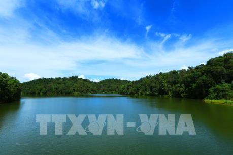 Hồ Pá Khoang - Viên ngọc bích tô điểm núi rừng Tây Bắc