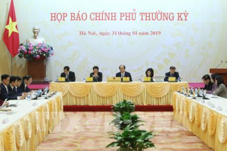Chính phủ họp báo thường kỳ: Thực hiện nghiêm quy định trong sử dụng xe công
