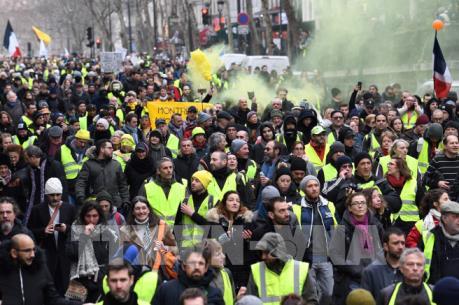 Pháp: Phong trào "Áo vàng" lại biểu tình 