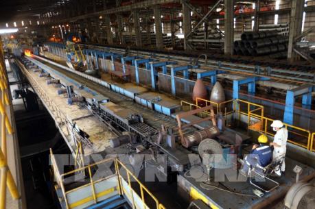 Thép xây dựng Hòa Phát tăng 27% trong tháng 1