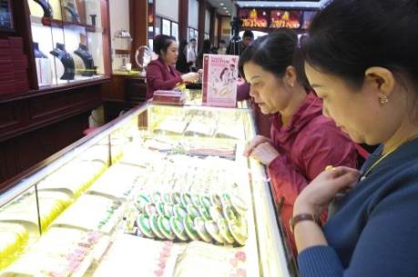 Giá vàng ngày Thần tài tăng nhẹ