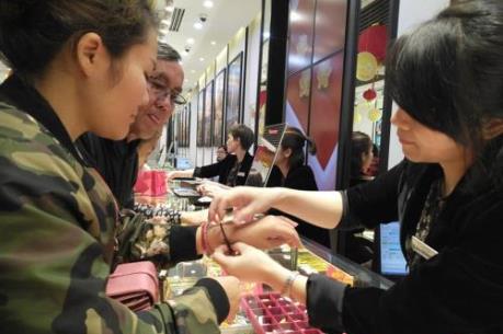 Giá vàng trong nước sáng 11/9 tiếp tục giảm