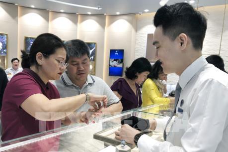 Giá vàng hôm nay 11/4 tiếp tục đà tăng