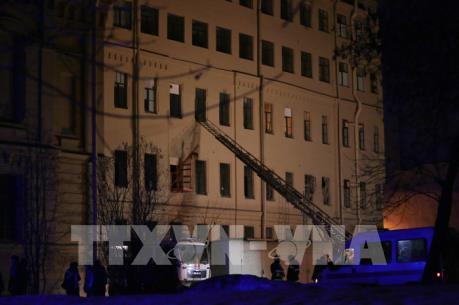 Sập nhà tại thành phố St. Petersburg