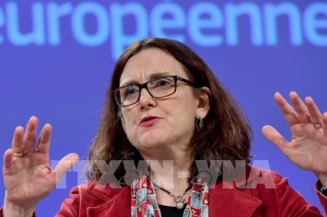 EU xem xét gây áp lực về thương mại với Campuchia