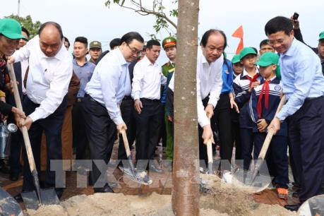 Thủ tướng Nguyễn Xuân Phúc phát động “Tết trồng cây đời đời nhớ ơn Bác Hồ” 