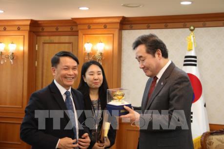 Đoàn đại biểu TTXVN thăm và làm việc tại Hàn Quốc