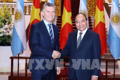 Thủ tướng Nguyễn Xuân Phúc hội kiến với Tổng thống Argentina