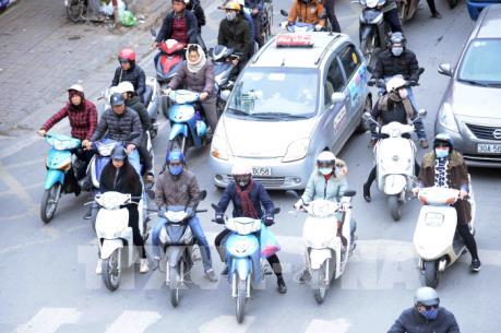 Dự báo thời tiết ngày mai 22/2: Không khí lạnh gây mưa rào và dông