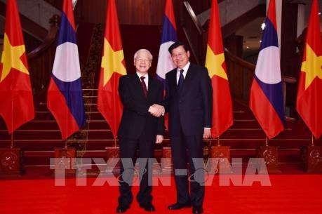 Tổng Bí thư, Chủ tịch nước Nguyễn Phú Trọng hội kiến Thủ tướng, Chủ tịch Quốc hội Lào