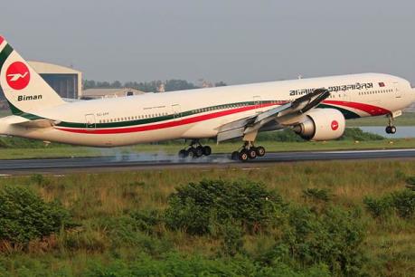 Máy bay Bangladesh hạ cánh khẩn cấp do âm mưu tấn công