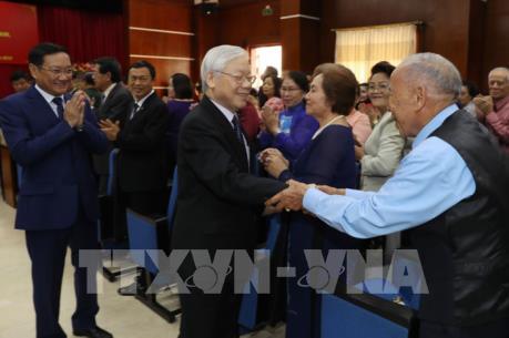 Tổng Bí thư, Chủ tịch nước: Làm tốt vai trò "cầu nối" hữu nghị và hợp tác Việt Nam - Lào