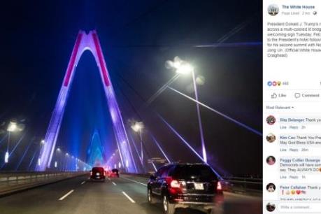 Nhà Trắng đăng ảnh cầu Nhật Tân trên trang fanpage chính thức