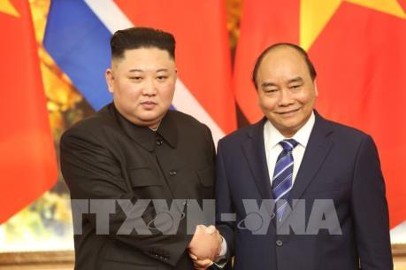 Thủ tướng Nguyễn Xuân phúc hội kiến Chủ tịch Triều Tiên Kim Jong - un