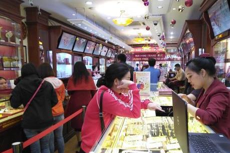 Giá vàng chạm ngưỡng 44 triệu đồng/lượng