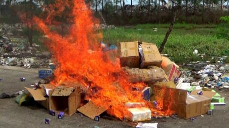 Quảng Ngãi tiêu hủy hơn 10.000 sản phẩm nhập lậu