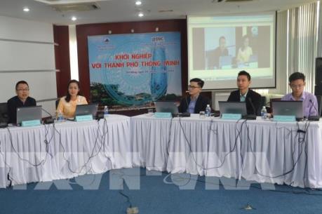 Đối thoại trực tuyến về "Khởi nghiệp với thành phố thông minh"