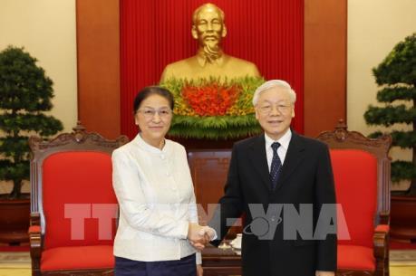 Tổng Bí thư, Chủ tịch nước Nguyễn Phú Trọng tiếp Chủ tịch Quốc hội Lào