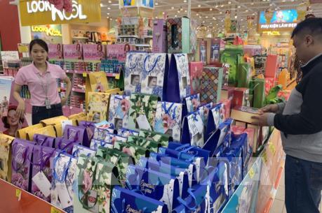 Xuất hiện nhiều món quà tặng mới, lạ ngày 8/3