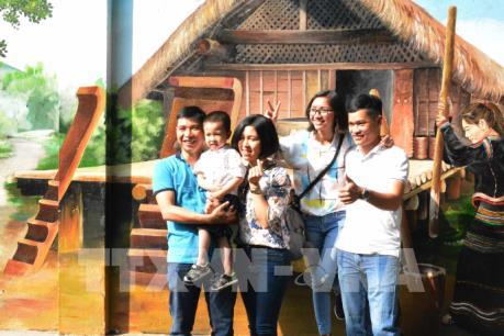 Khai trương Đường sách Cà phê đầu tiên của Tây Nguyên