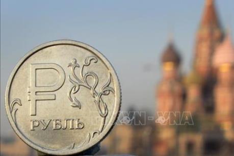 Đồng ruble giảm xuống mức thấp nhất kể từ 2016, Sở giao dịch Moskva ngừng giao dịch