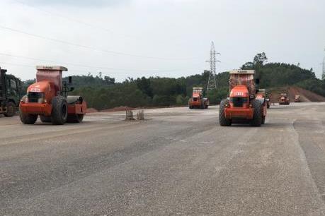 Sẽ công khai nhà thầu vi phạm tiến độ, chất lượng tại các dự án giao thông