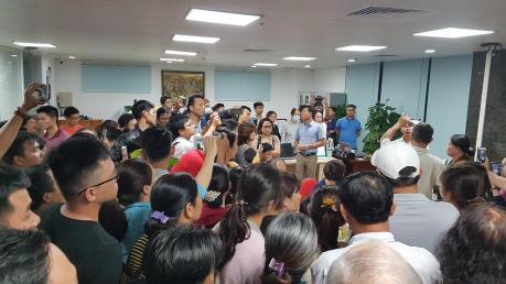 Quảng Nam: Hàng trăm người dân đòi quyền lợi khi mua đất