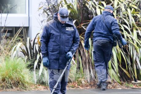 New Zealand rà soát luật kiểm soát súng và công tác tình báo