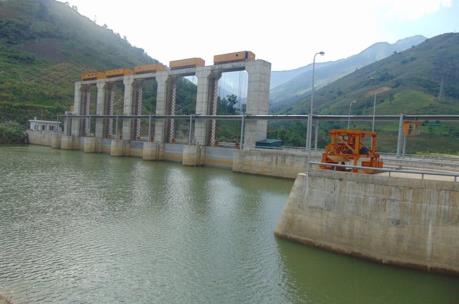 Thông tin chính thức về việc làm đường ảnh hưởng đến Thủy điện Tả Thàng