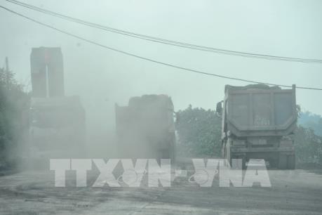 "Loay hoay" giải pháp xử lý xe quá tải