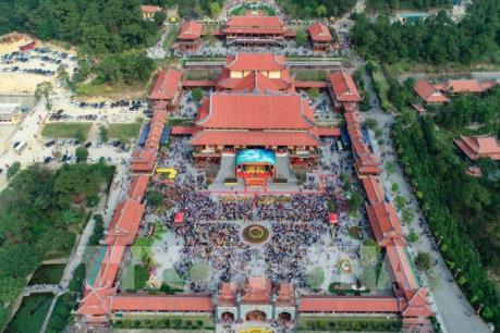 Giáo hội Phật giáo Việt Nam yêu cầu làm rõ “chuyện vong báo oán” tại chùa Ba Vàng