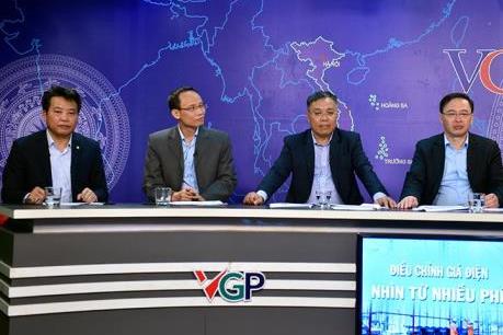 Các chuyên gia và doanh nghiệp nói gì về điều chỉnh giá điện?