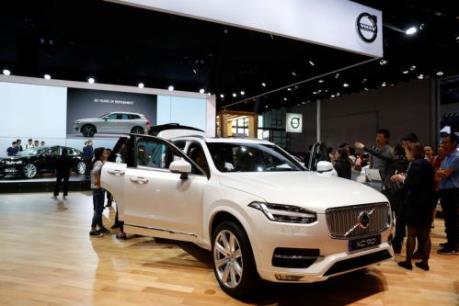 Volvo cài đặt camera và cảm biến vào ô tô để giám sát tài xế