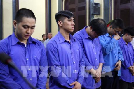 12 năm tù cho nguyên cảnh sát giao thông gọi bạn đánh chết người 