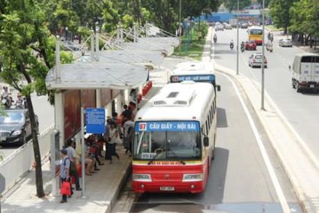 Phát triển xe buýt ở Hà Nội - Bài 1: Những thách thức