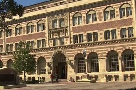 Mỹ điều tra 8 trường đại học liên quan đến gian lận thi vào trường