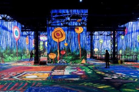 Trở thành người châu Âu hào hoa trong Vũ khúc ánh sáng – Wonder Fashion show